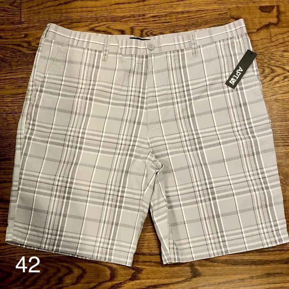 APT. 9 Mens Grey White Black Plaid Flat Front Longer Length Chino Shorts Size 42